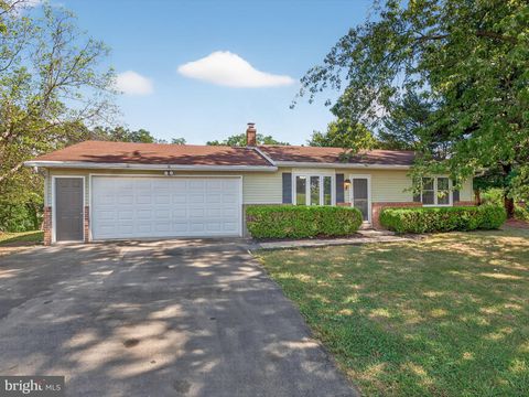 Photo of 351 N Colebrook Road, MANHEIM, PA 17545 (MLS # PALA2075848)