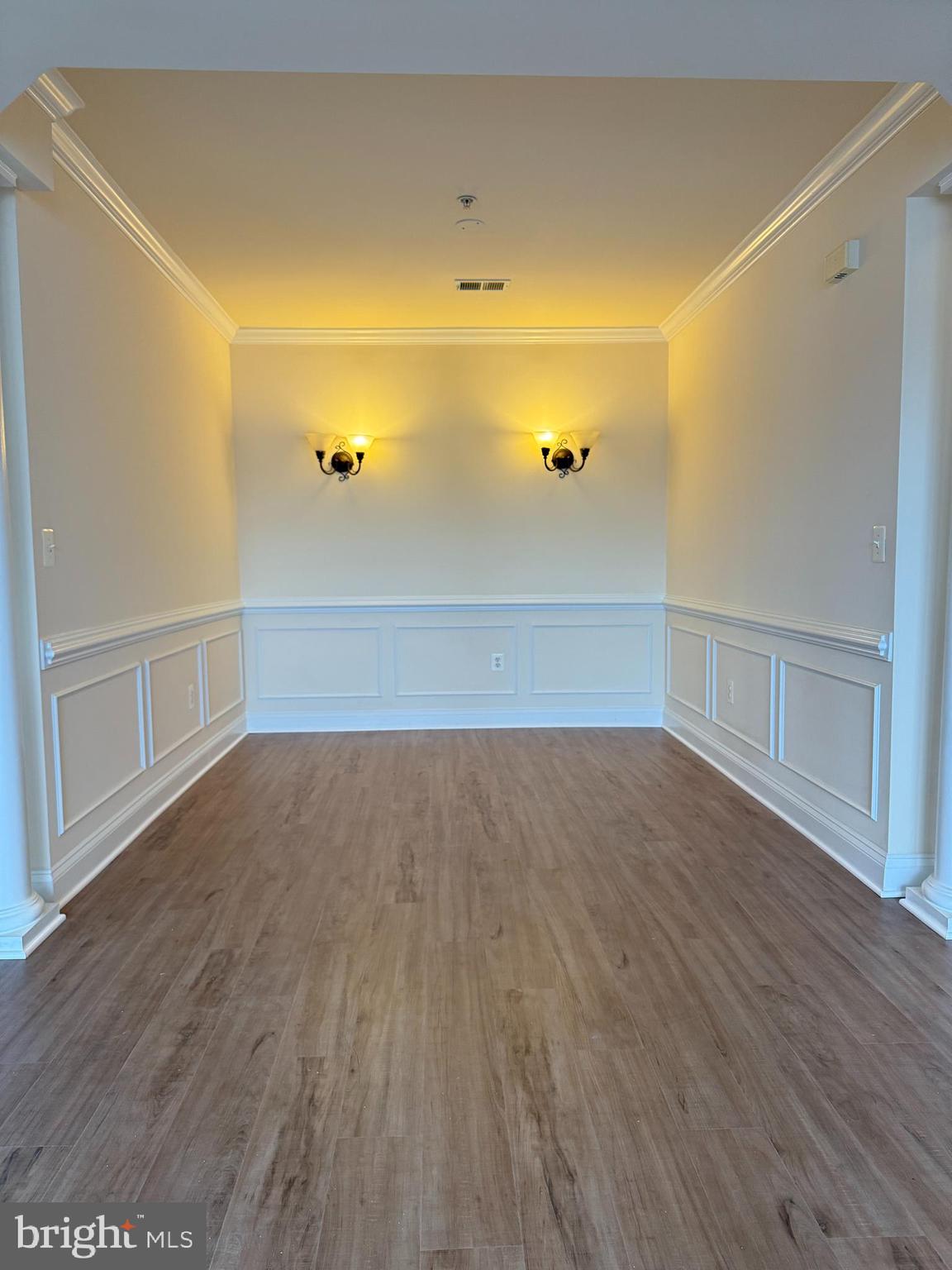 KING FARM VILLAGE - Residential Lease