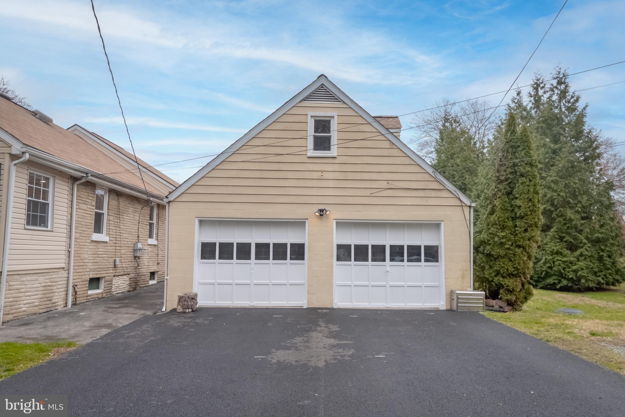 FOREST GREENS - Residential