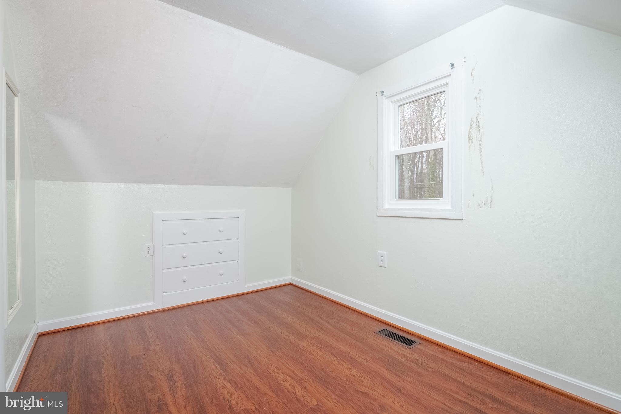 FOREST GREENS - Residential