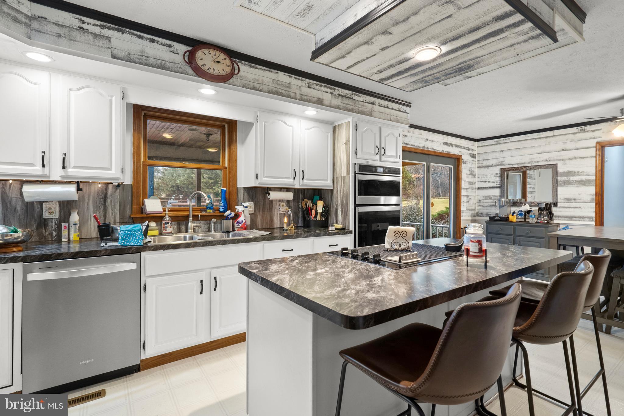 PENDLETON ESTATES - Residential