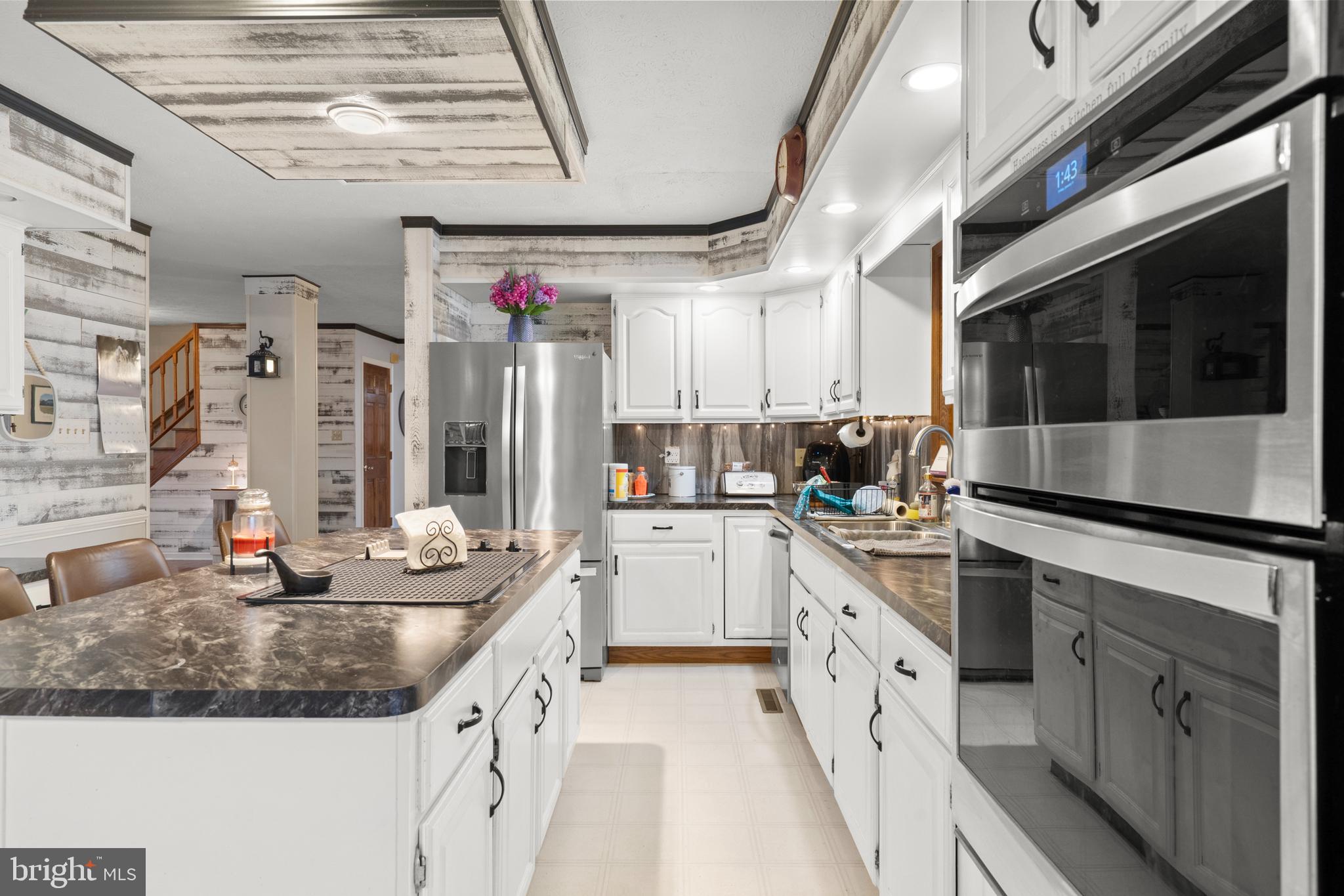 PENDLETON ESTATES - Residential