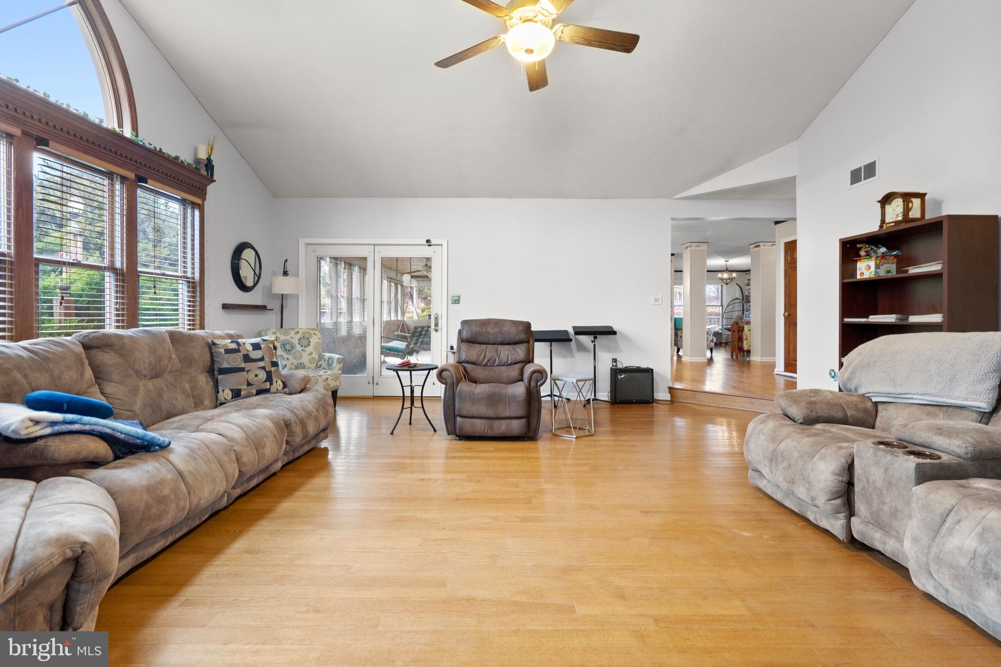 PENDLETON ESTATES - Residential