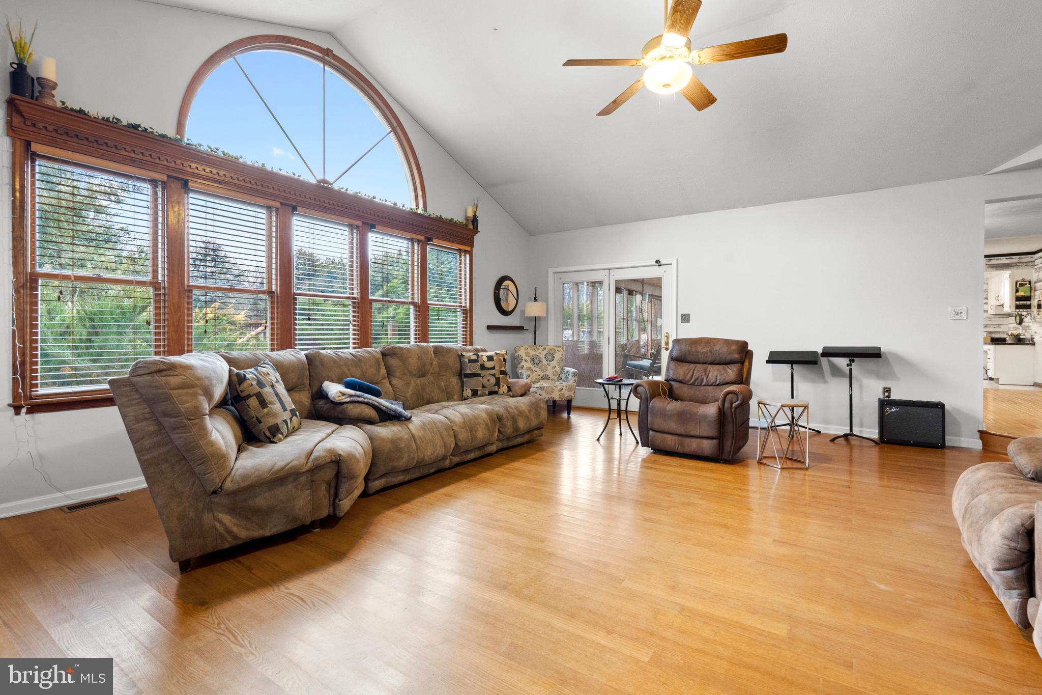 PENDLETON ESTATES - Residential