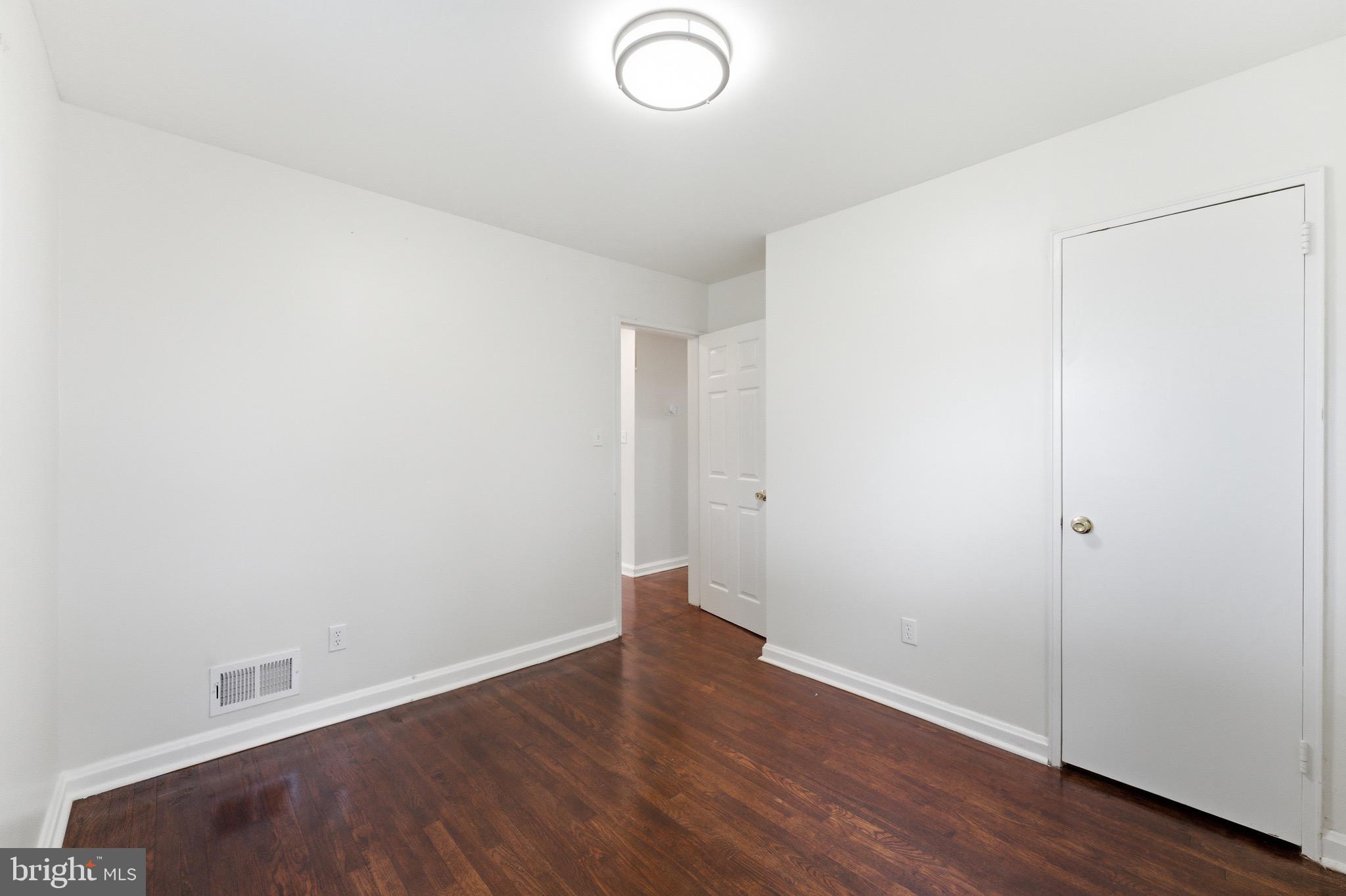WOODLAWN - Residential
