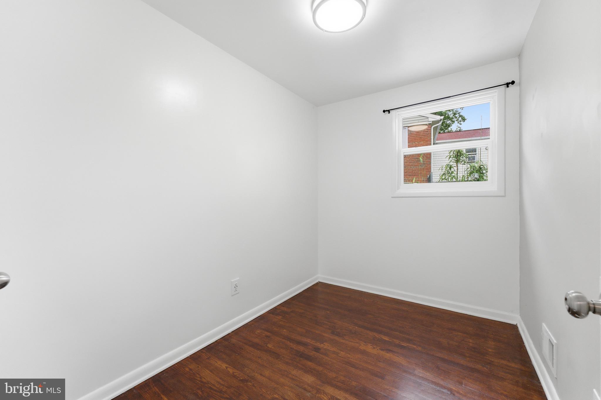 WOODLAWN - Residential