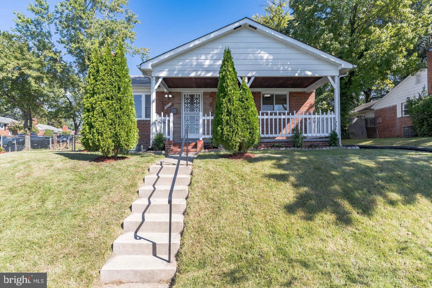 WOODLAWN - Residential