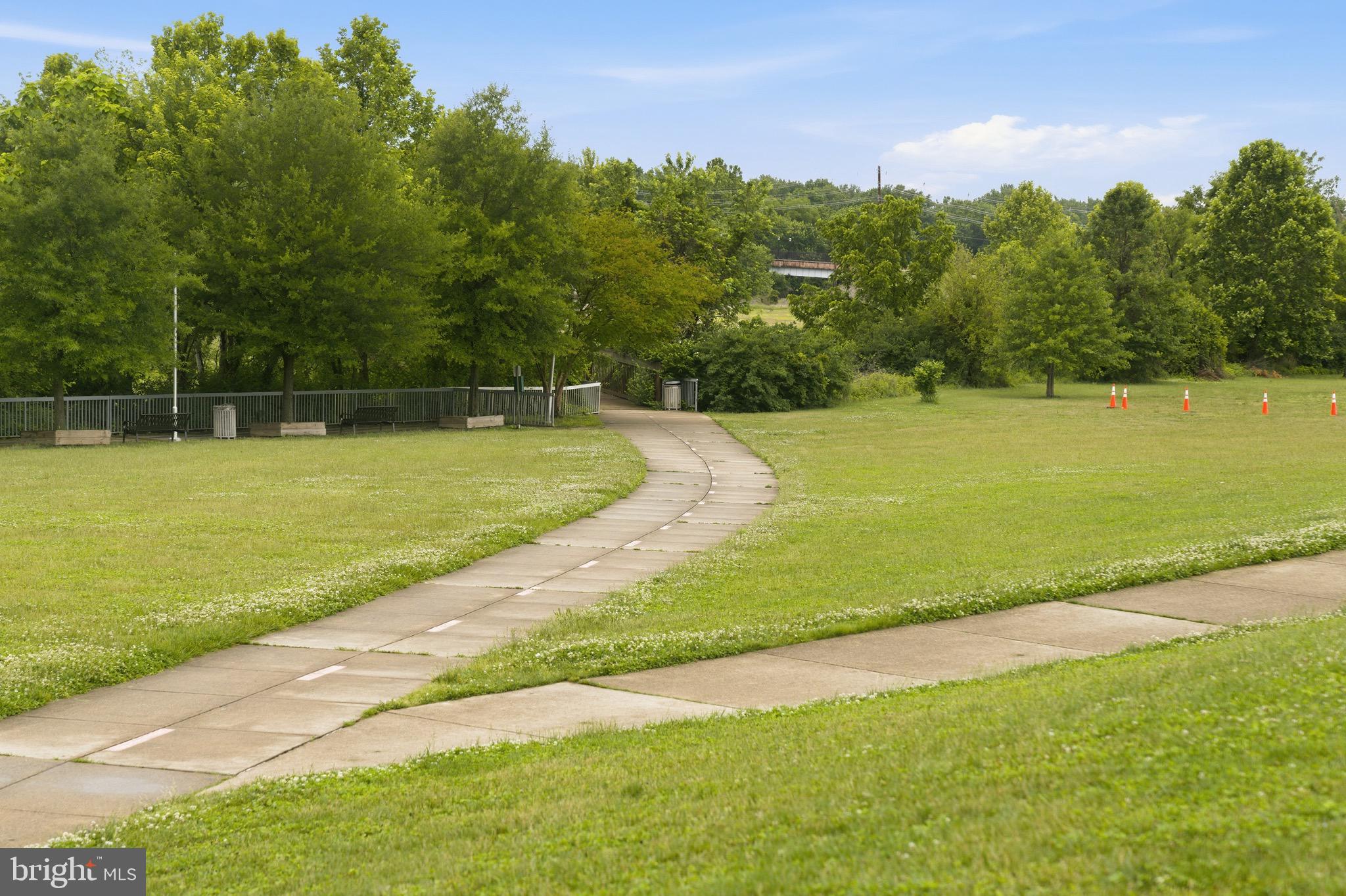 WOODLAWN - Residential