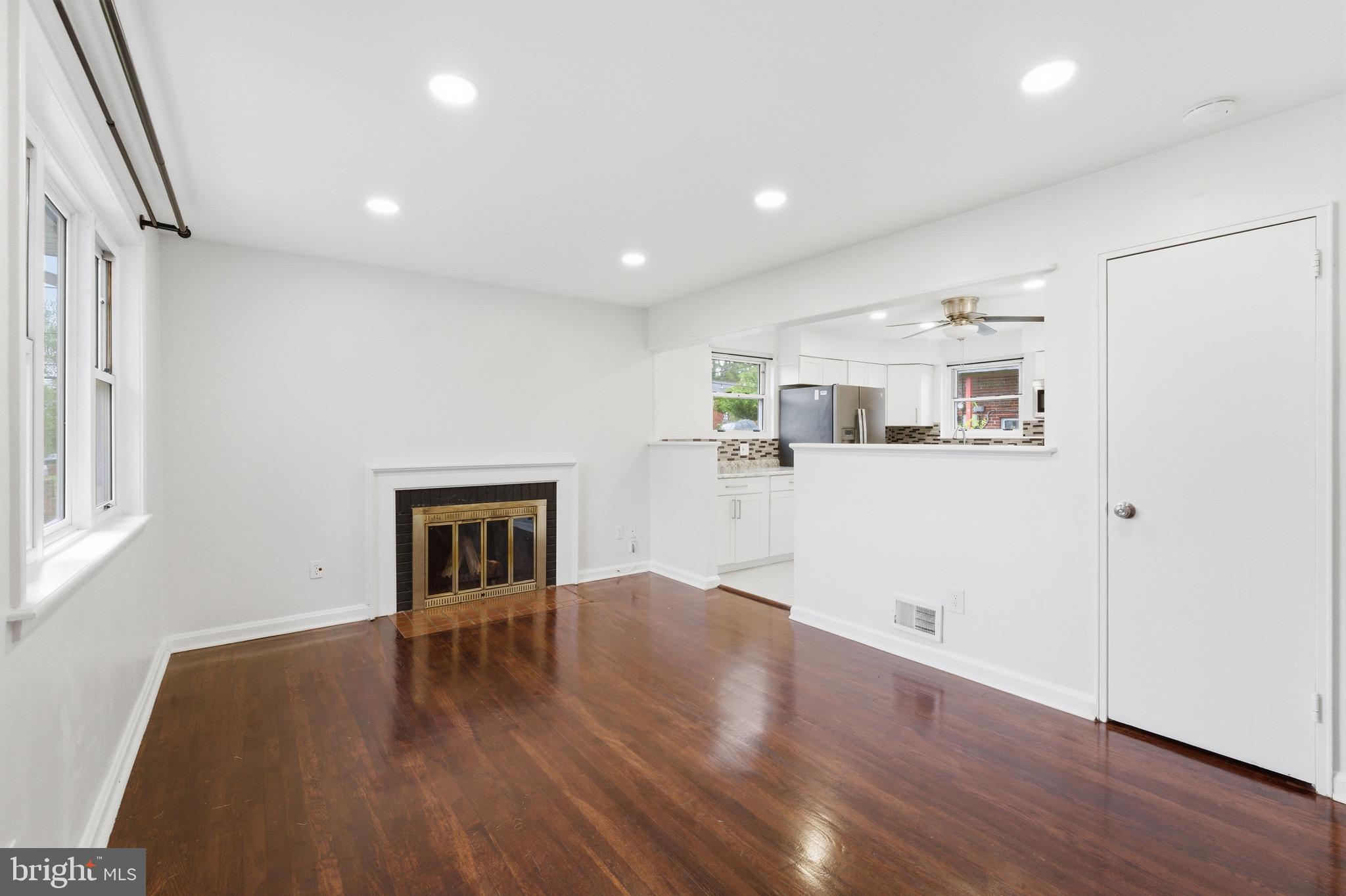 WOODLAWN - Residential