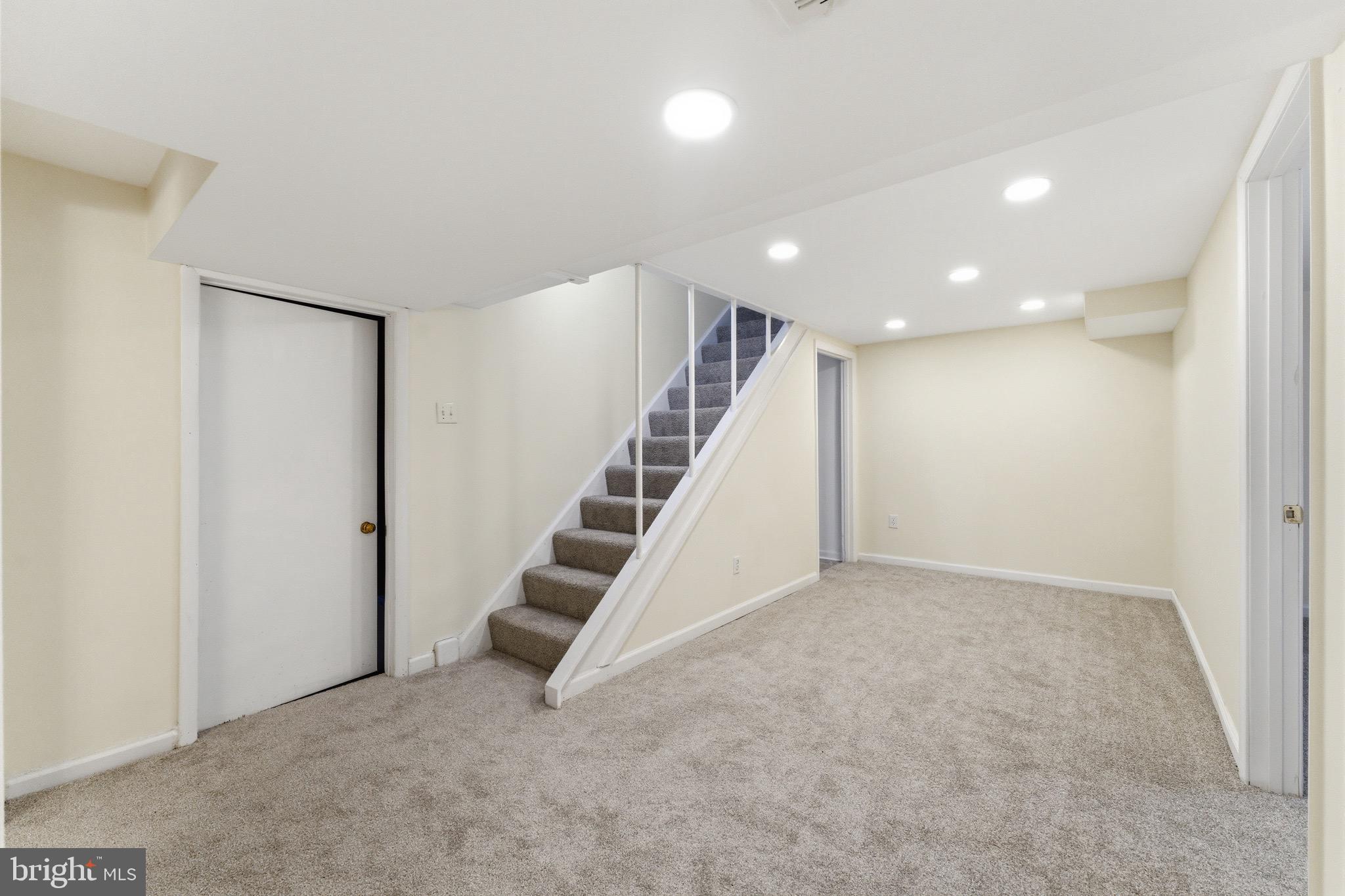 WOODLAWN - Residential