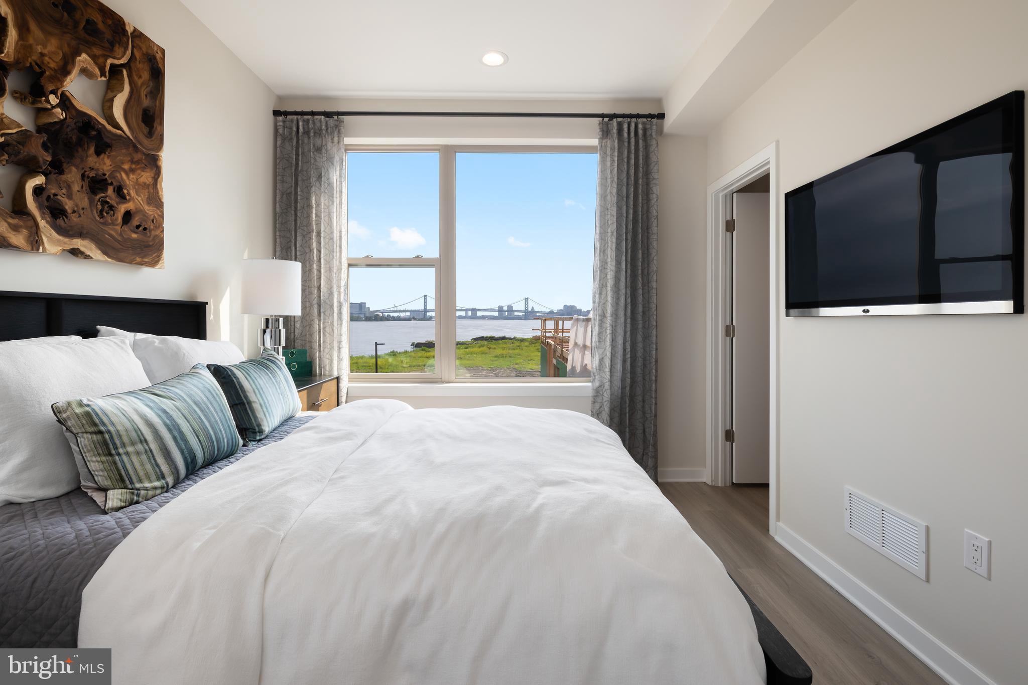 NORTHBANK - Residential