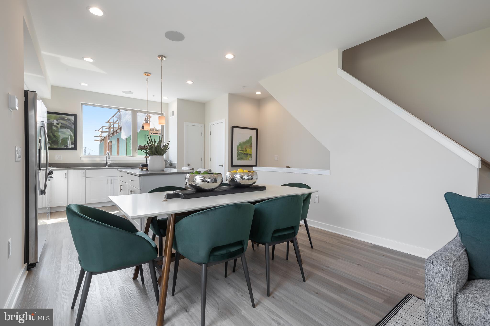 NORTHBANK - Residential