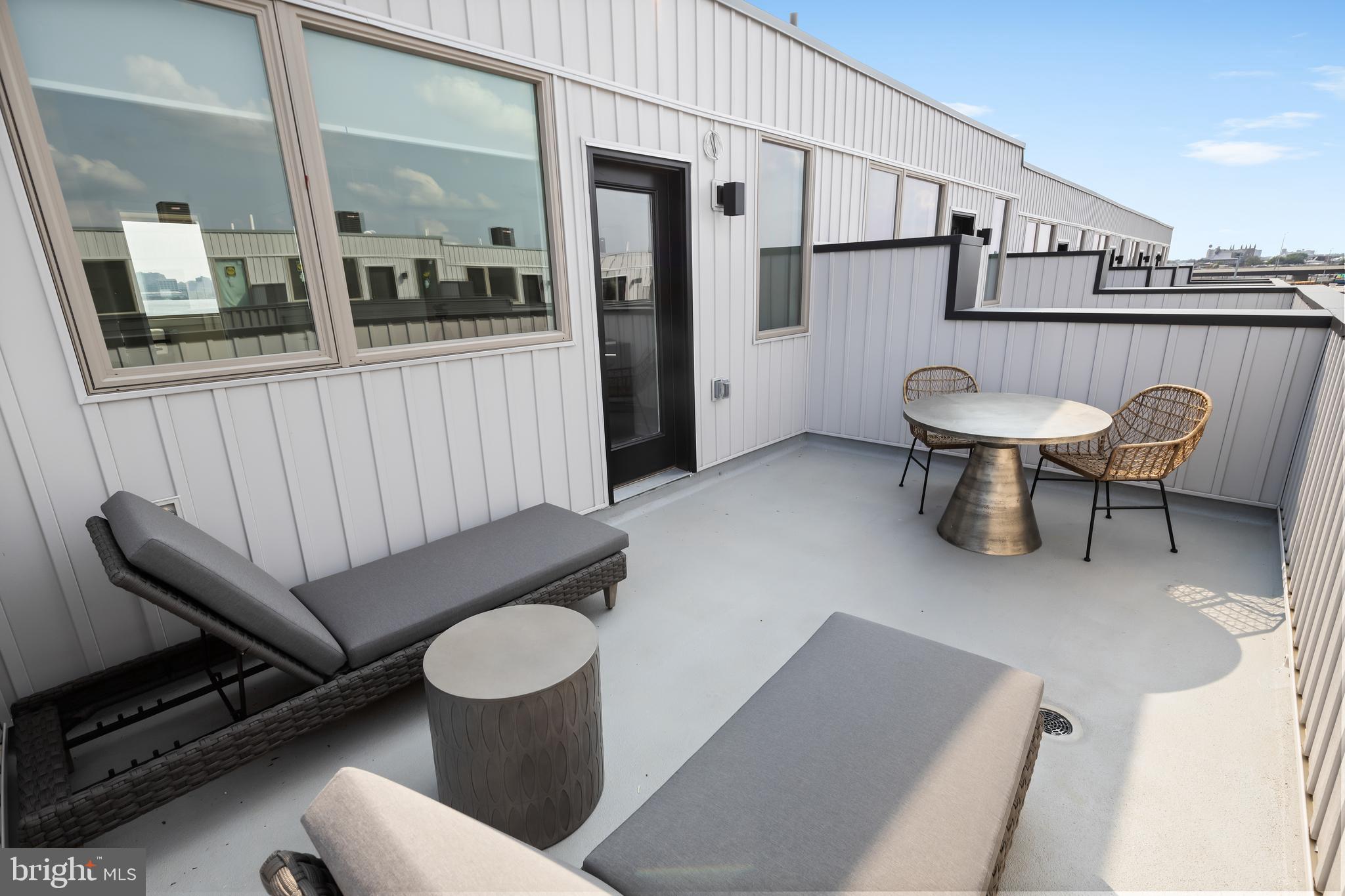 NORTHBANK - Residential