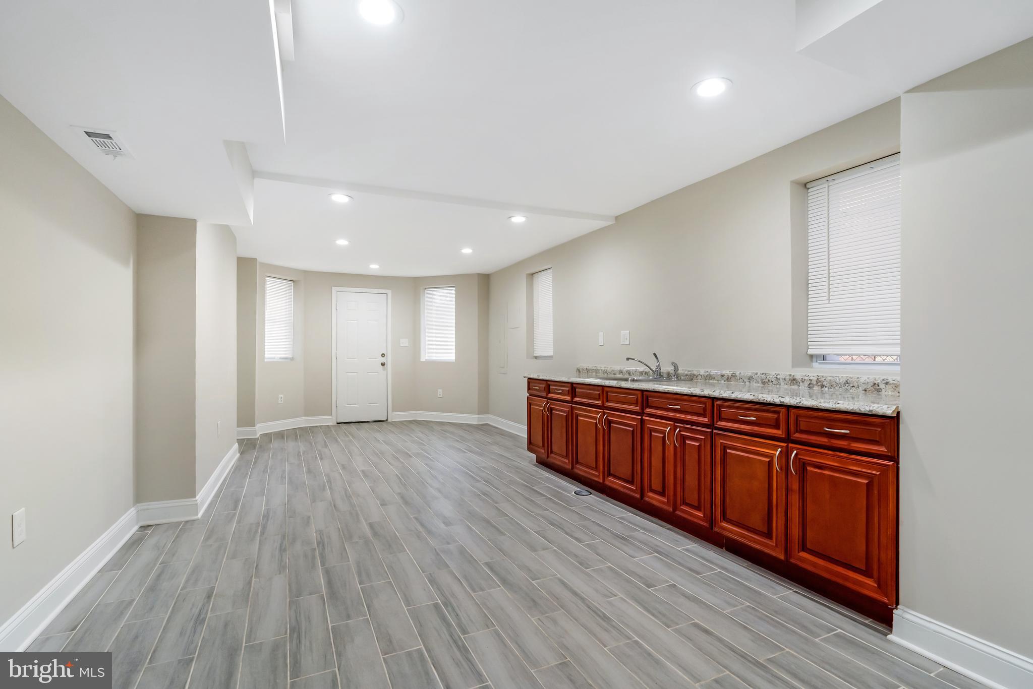 RESERVOIR HILL - Residential