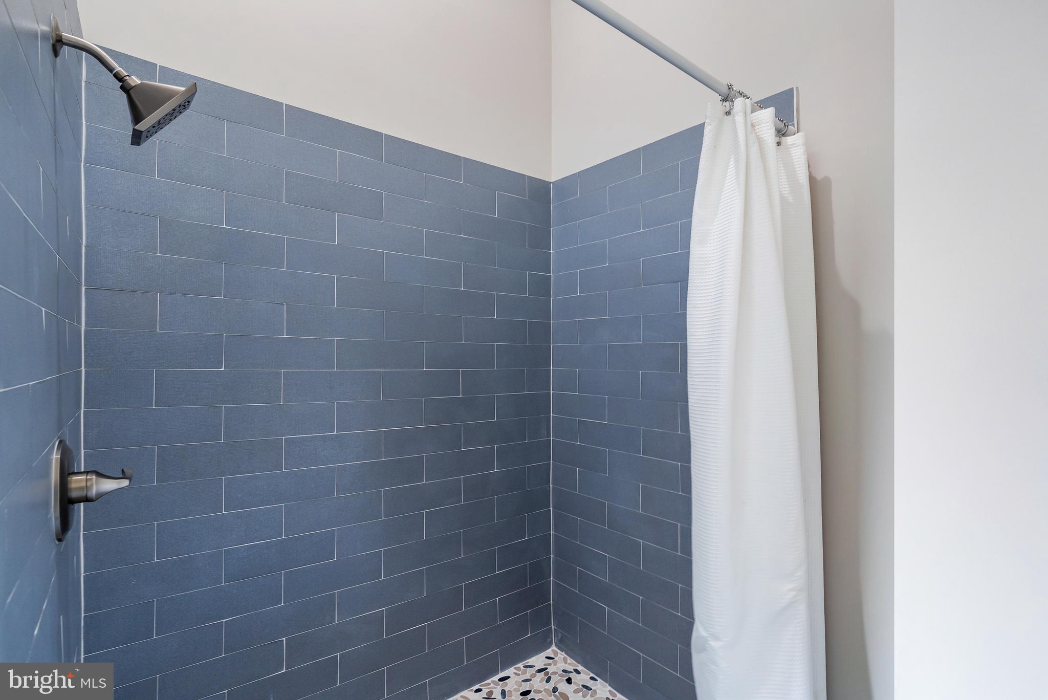 RESERVOIR HILL - Residential