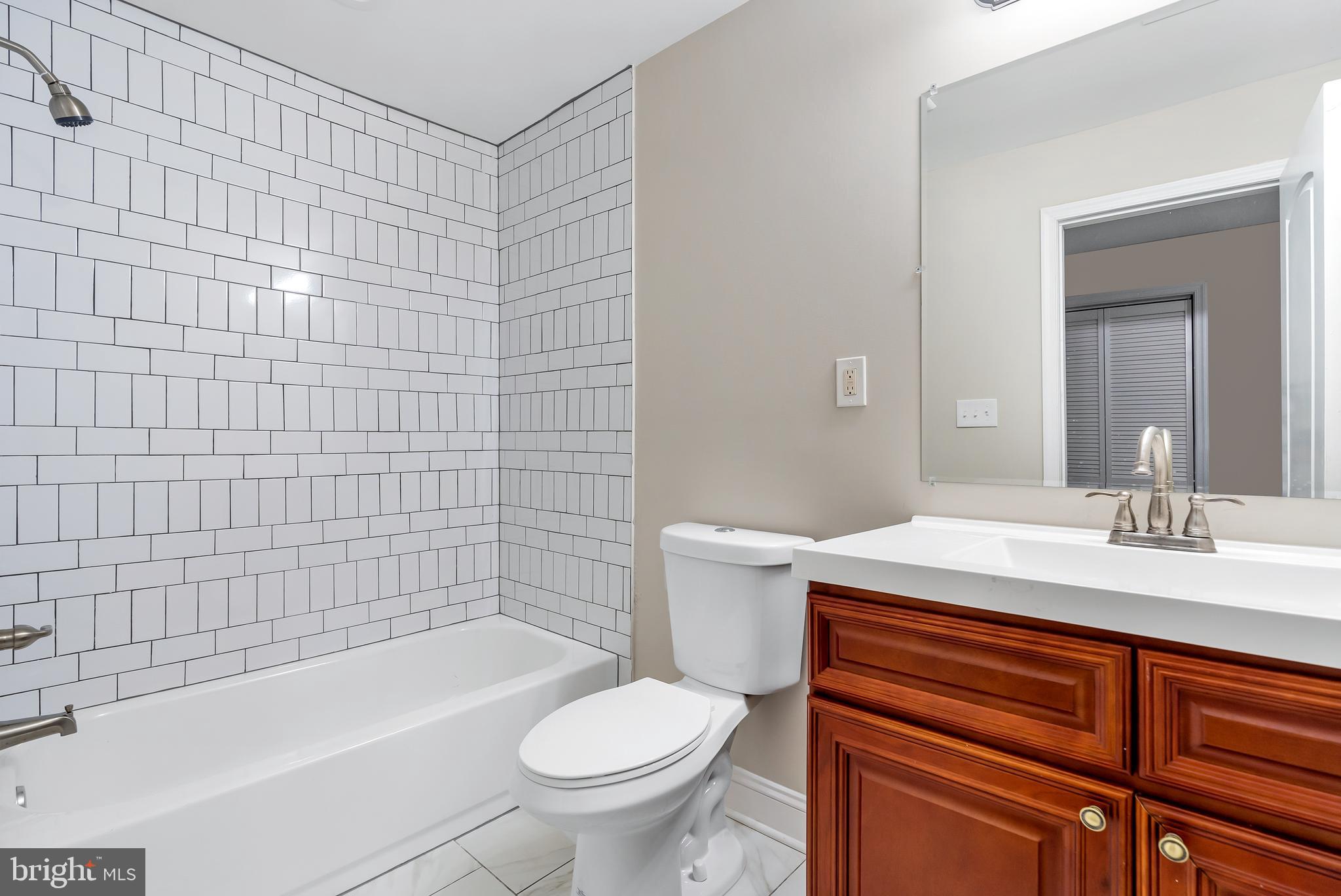 RESERVOIR HILL - Residential