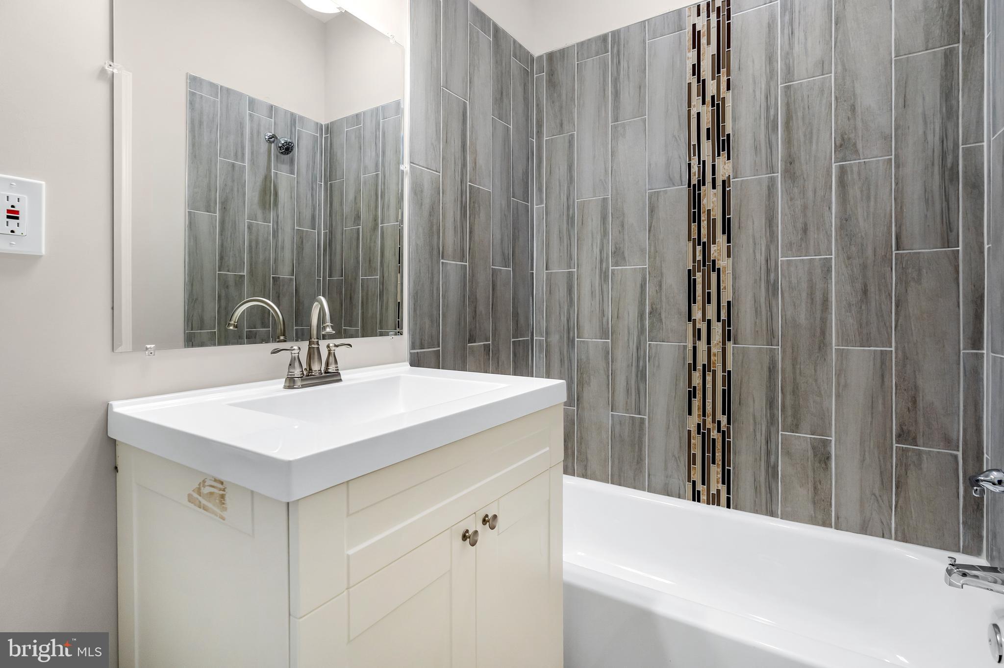 RESERVOIR HILL - Residential