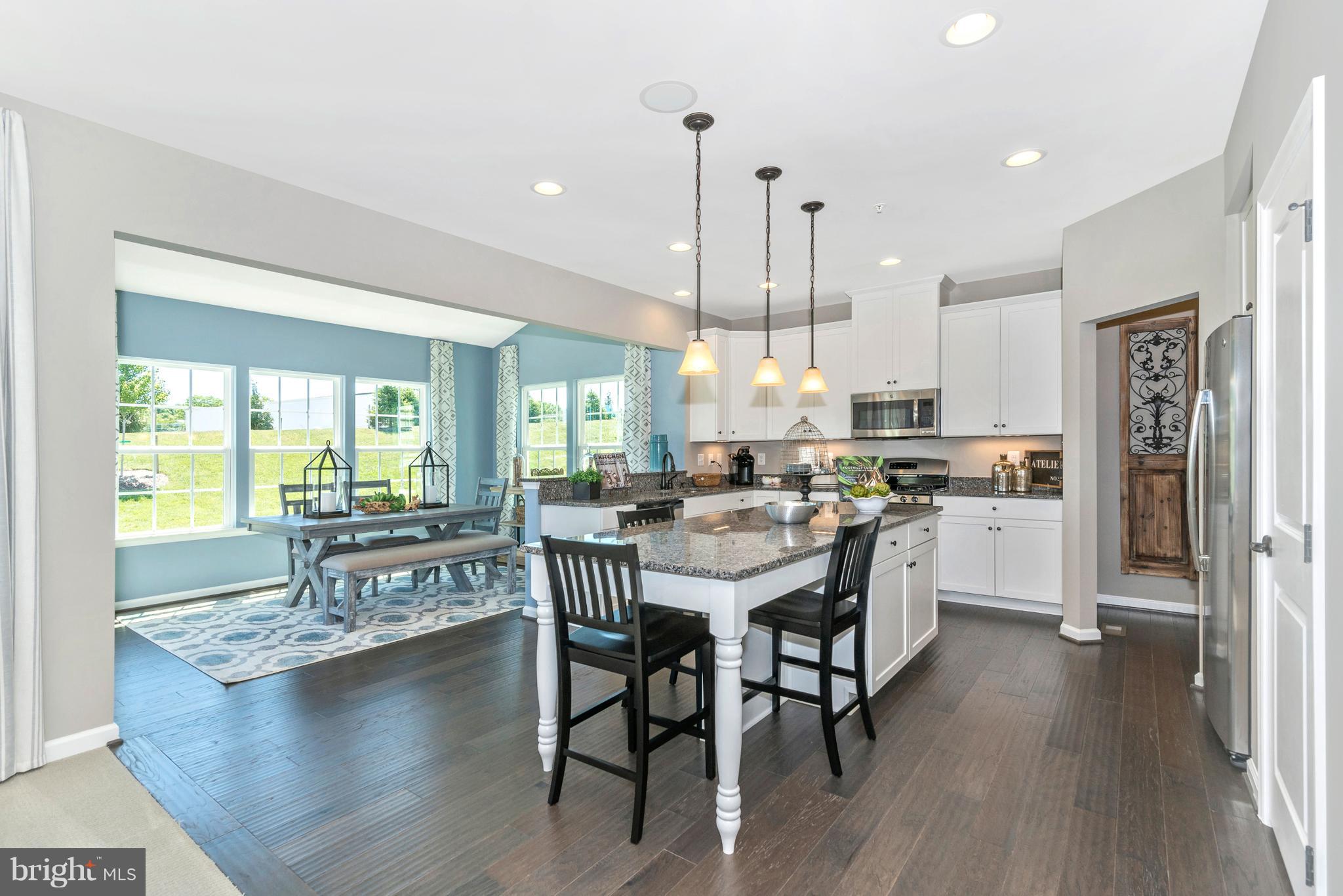 REYNOLD'S OVERLOOK - Residential