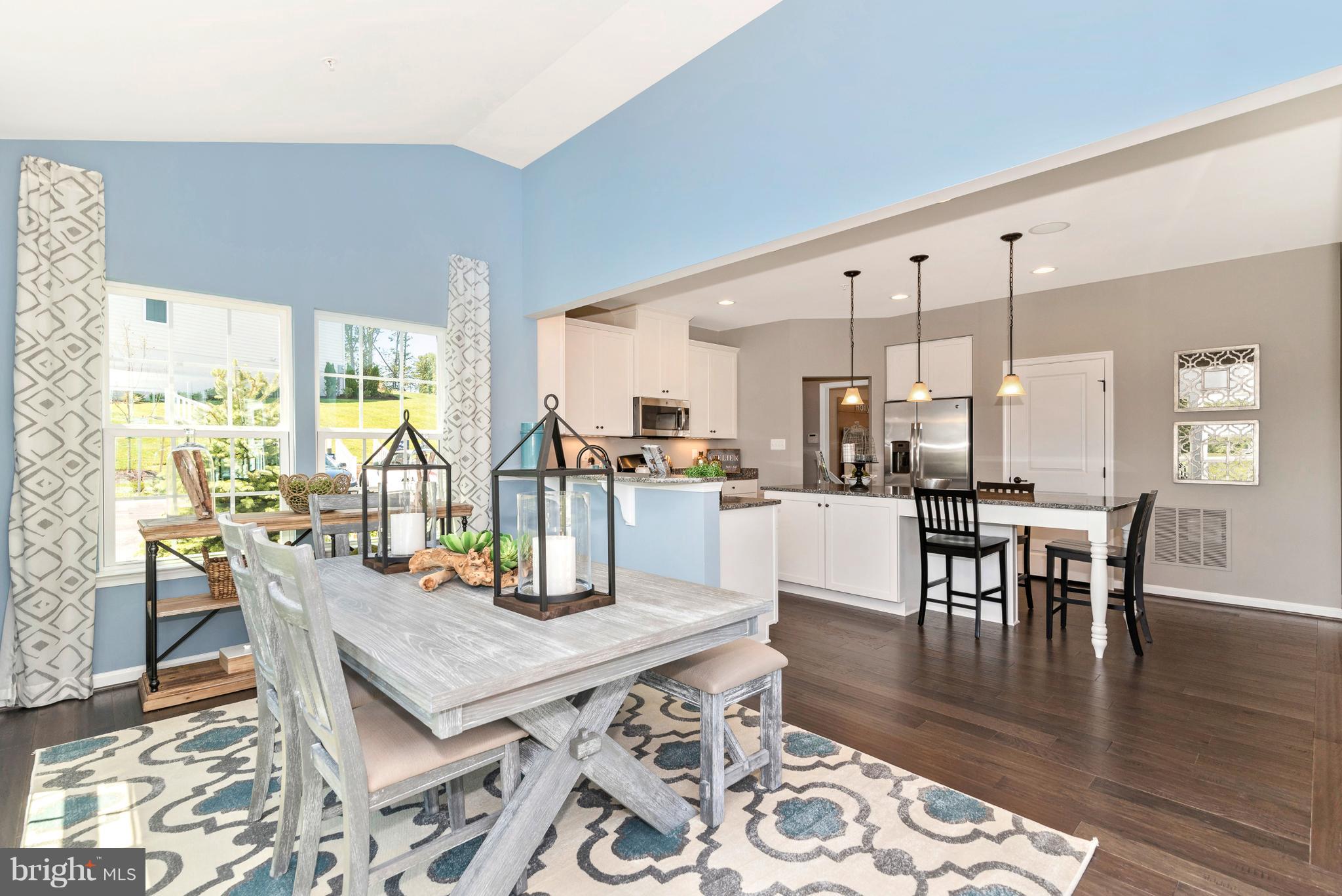 REYNOLD'S OVERLOOK - Residential