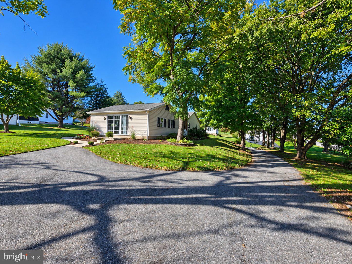 404 MOUNTVILLE ROAD
