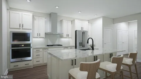 23640 Bolton Crescent Terrace Unit 13-302, Ashburn, VA MLS: VALO2095932