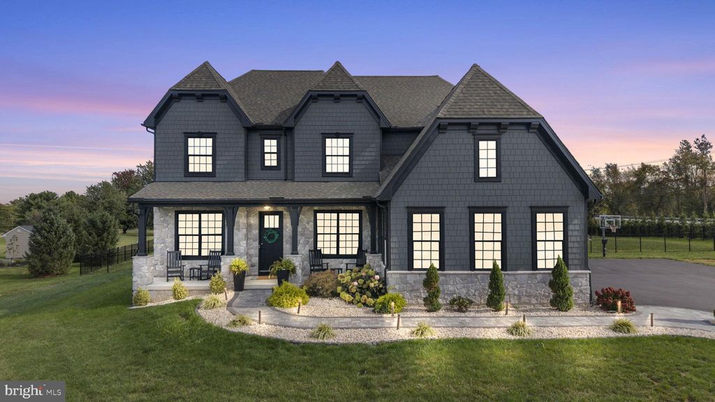 Photo of 2 Freedom Court, MECHANICSBURG, PA 17050 (MLS # PACB2047840)