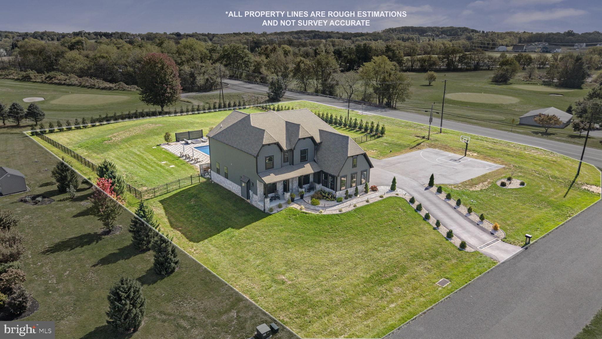 FREEDOM COURT - Residential