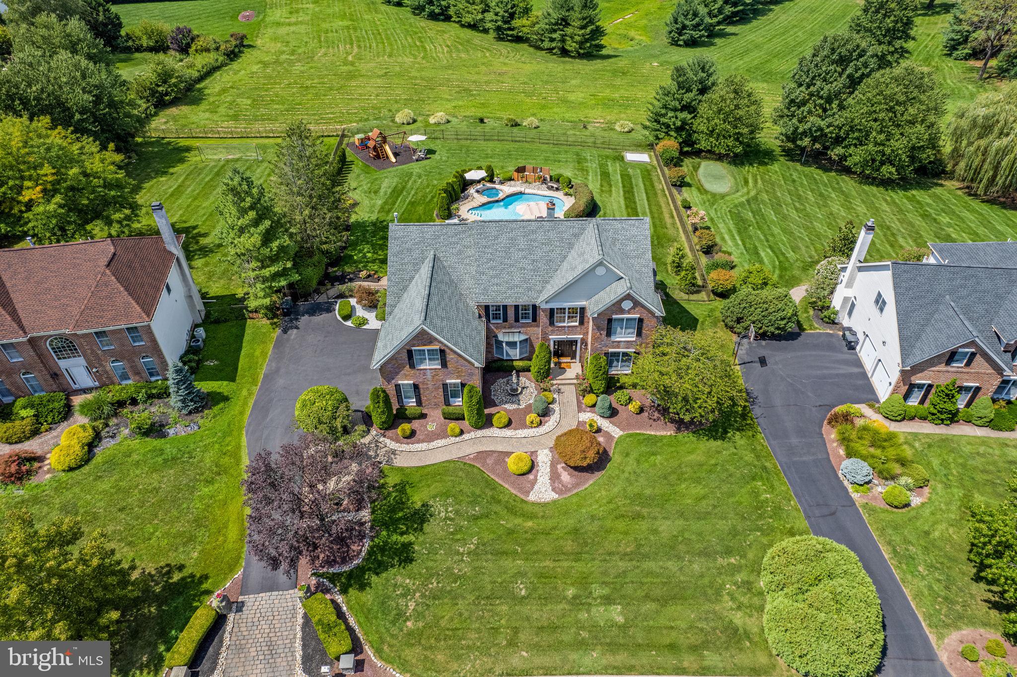 NORTHAMPTON HUNT - Residential