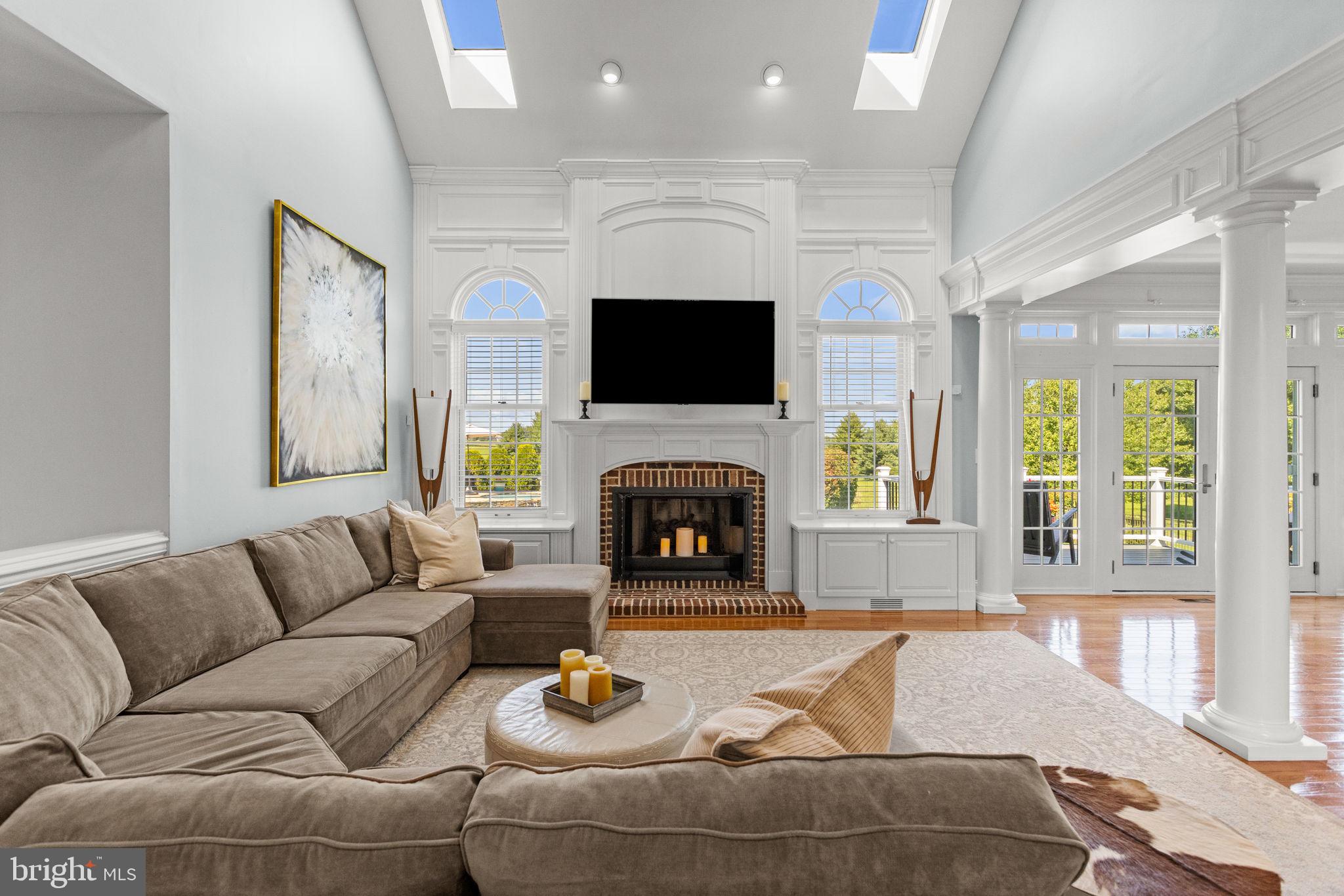 NORTHAMPTON HUNT - Residential