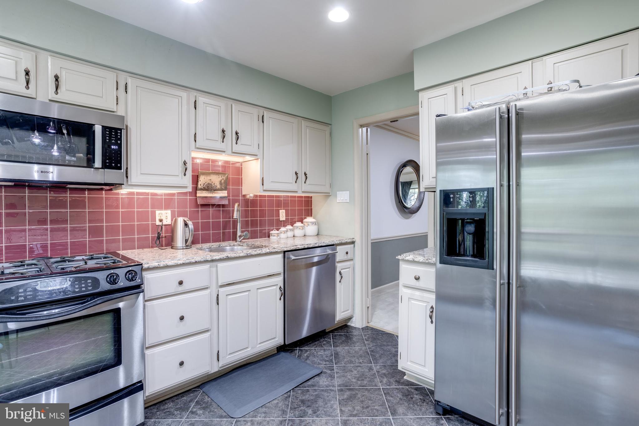5182 KIMSCOTT COURT