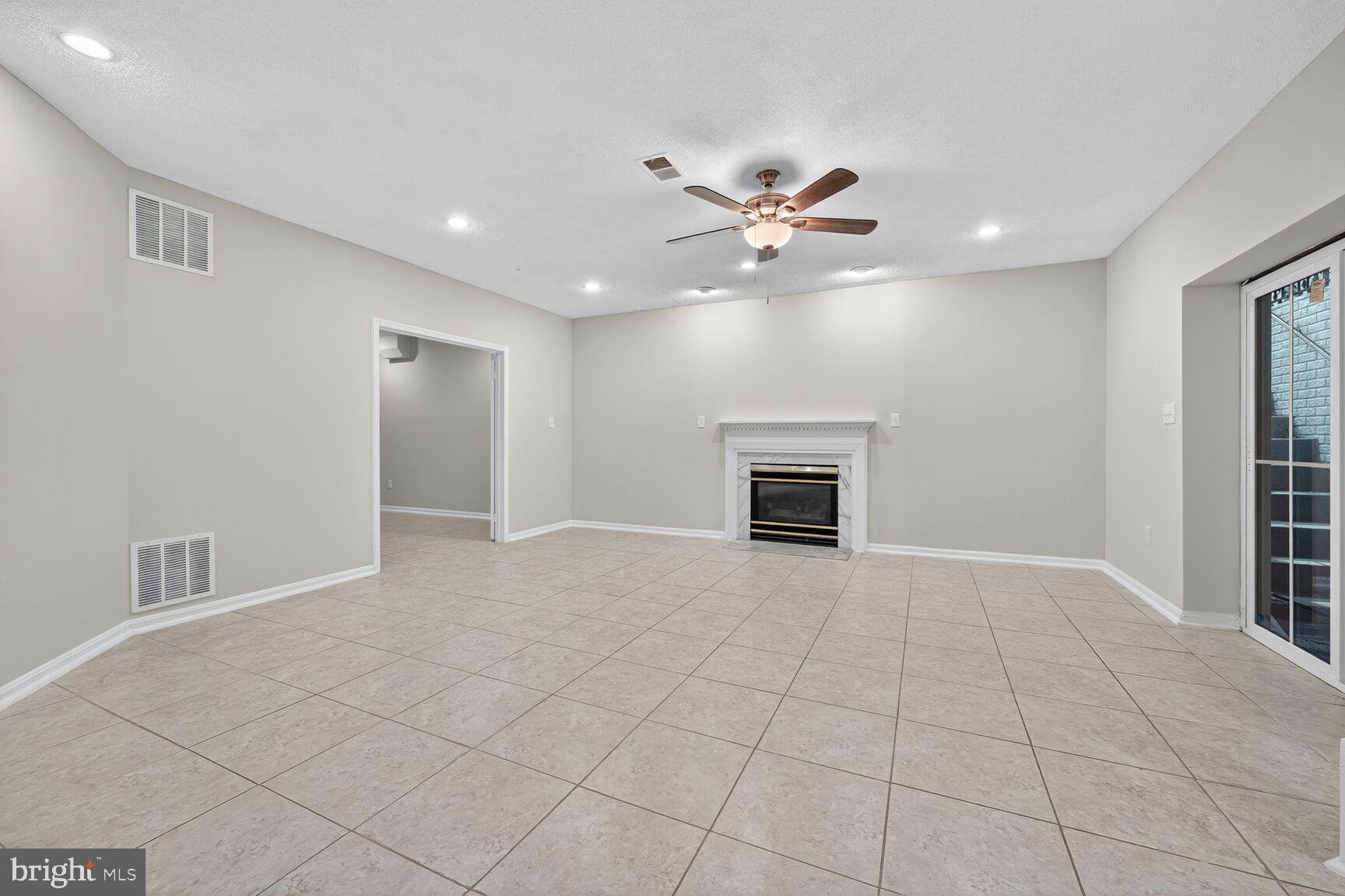 WOODMORE HIGHLANDSPLAT 3 - Residential