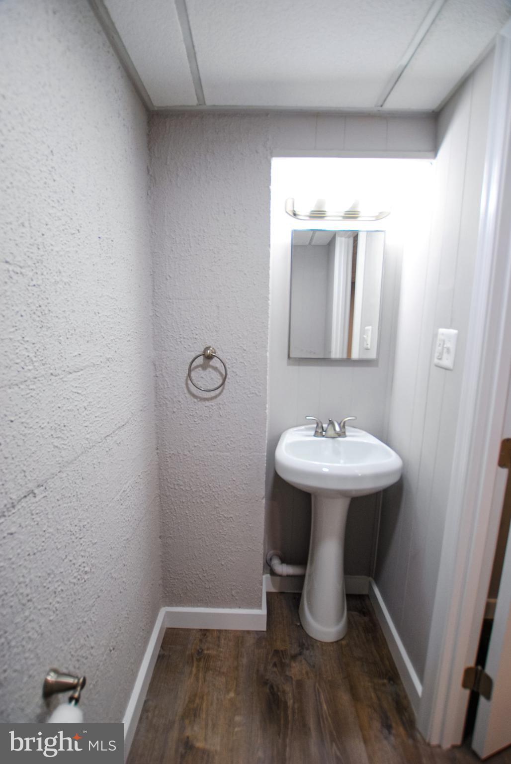 BELMONT - Residential Lease