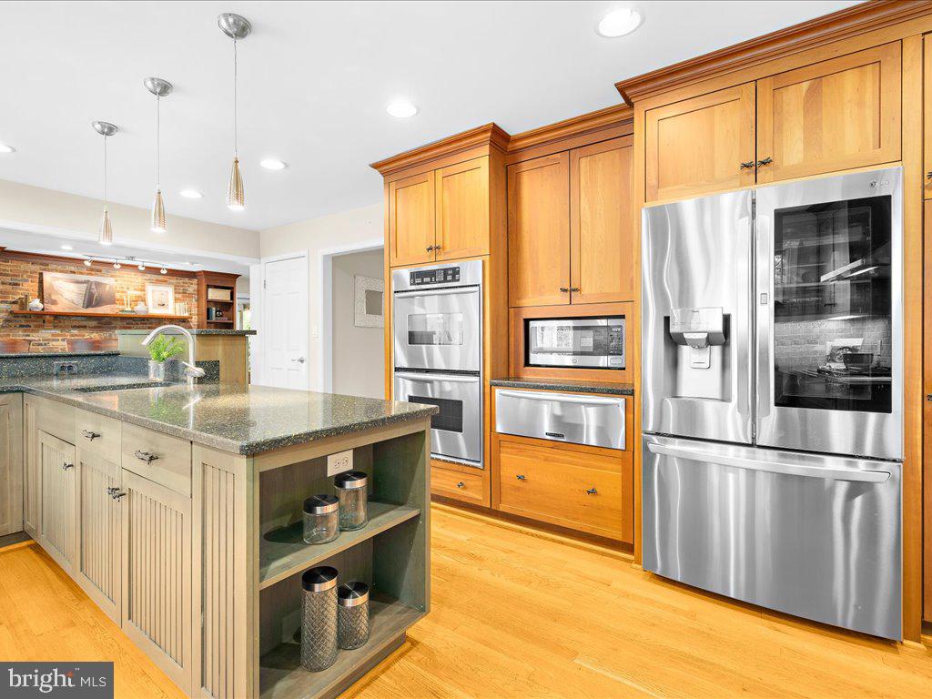 HARBOR HILLS - Residential