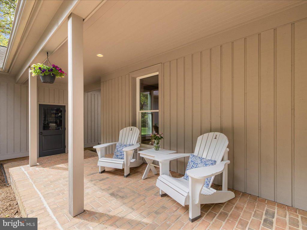 HARBOR HILLS - Residential