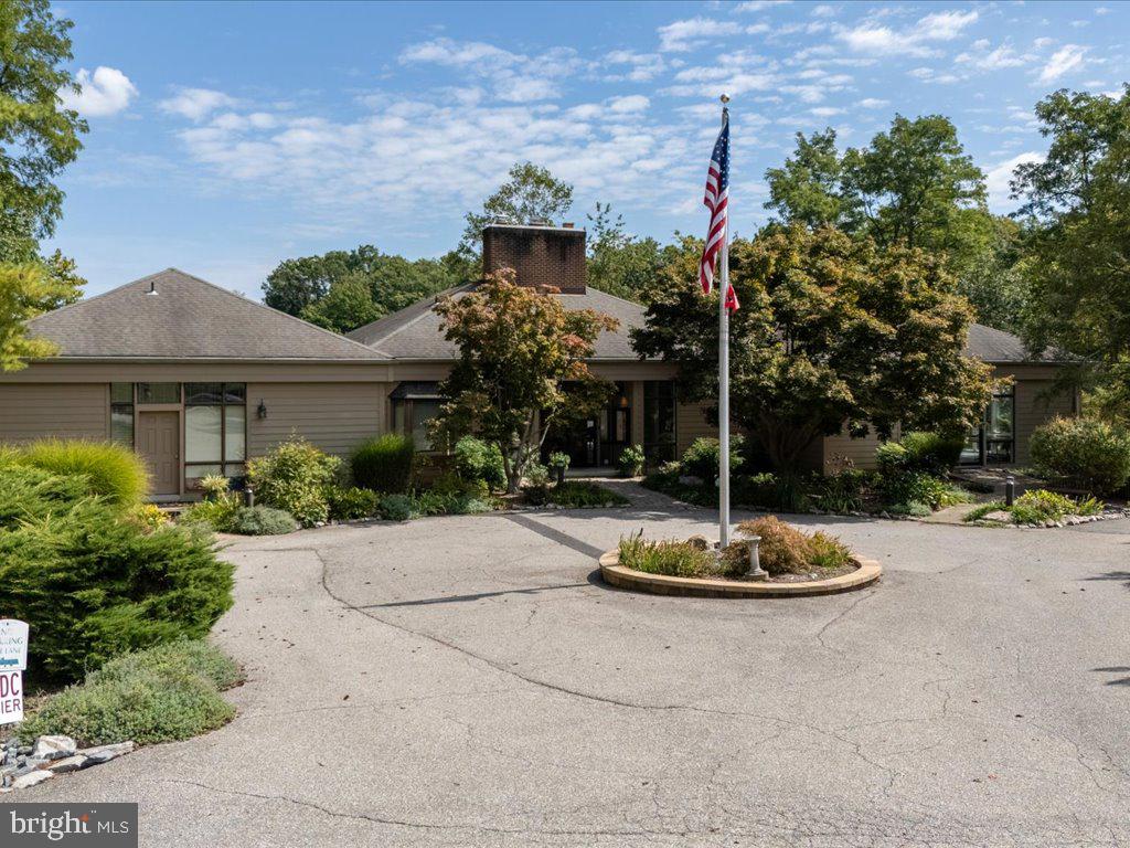 HARBOR HILLS - Residential