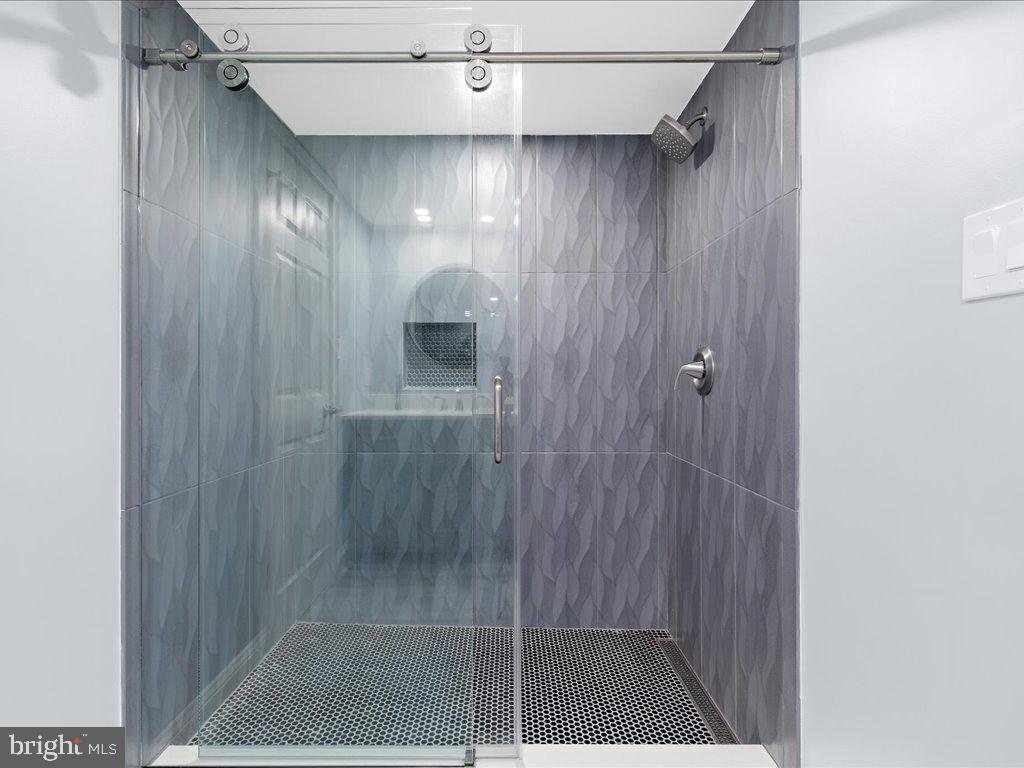 HARBOR HILLS - Residential