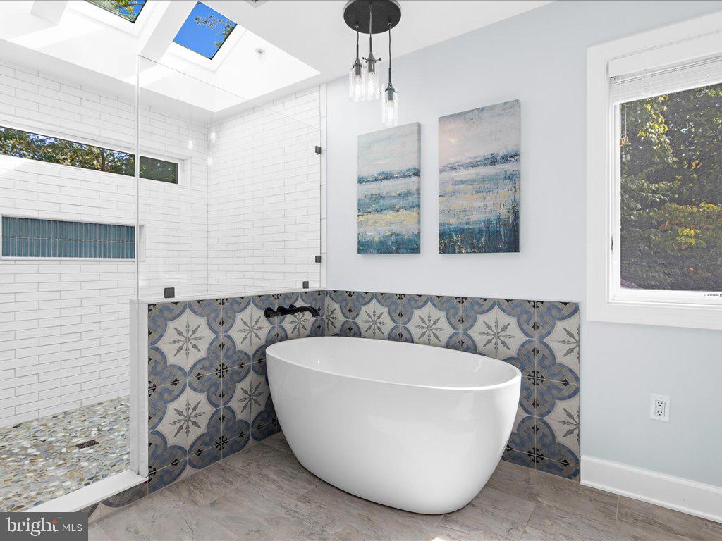 HARBOR HILLS - Residential