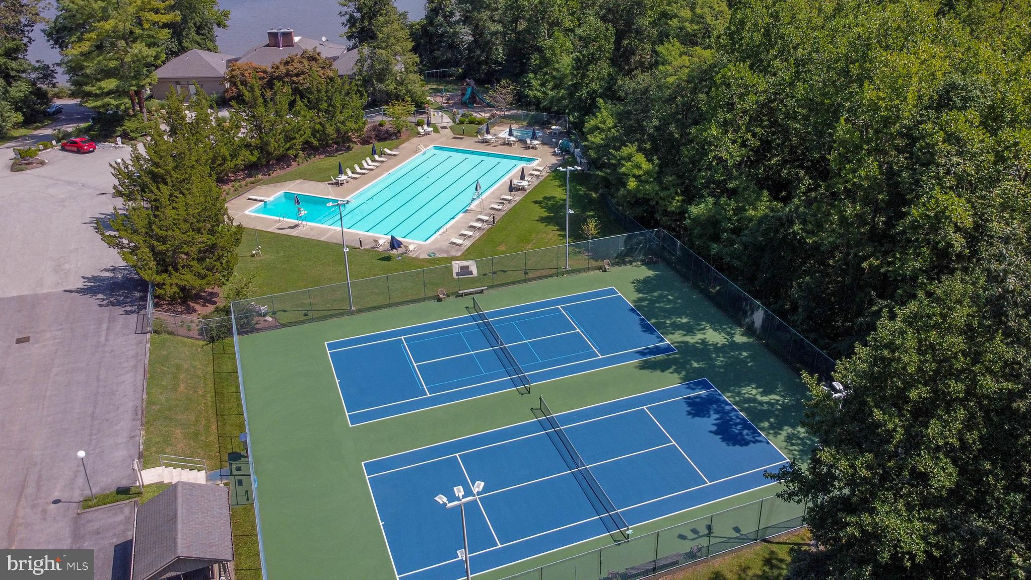 HARBOR HILLS - Residential