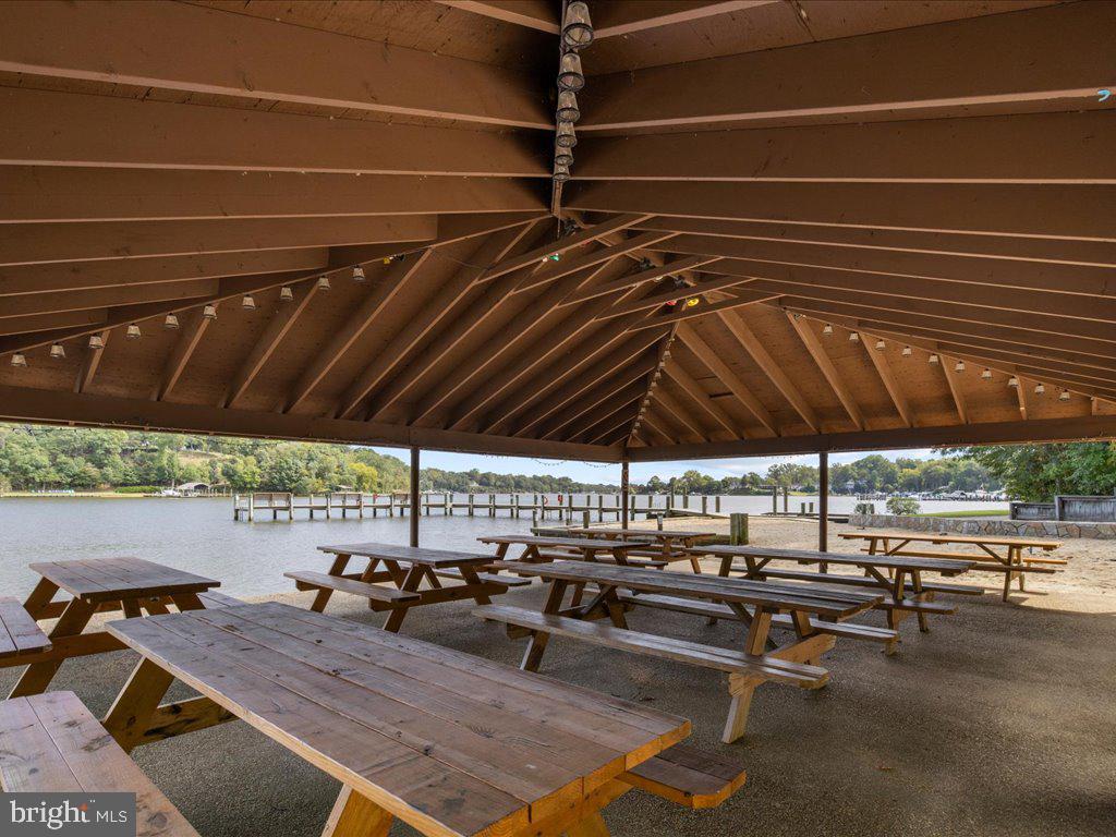 HARBOR HILLS - Residential