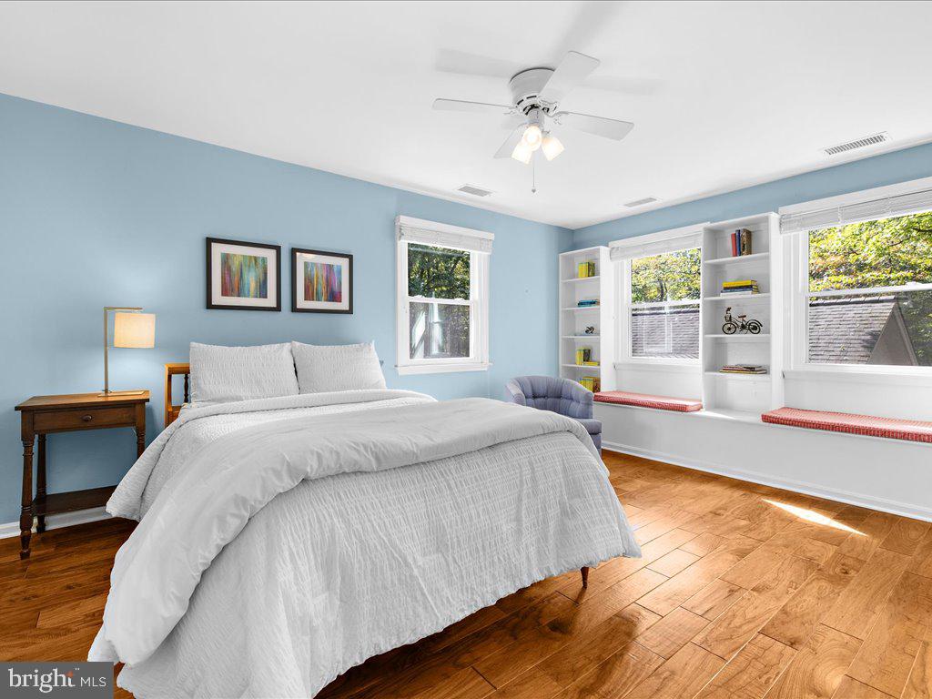 HARBOR HILLS - Residential