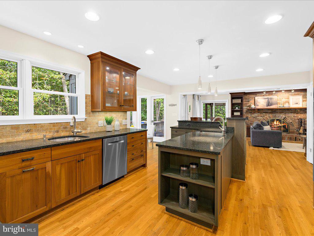 HARBOR HILLS - Residential