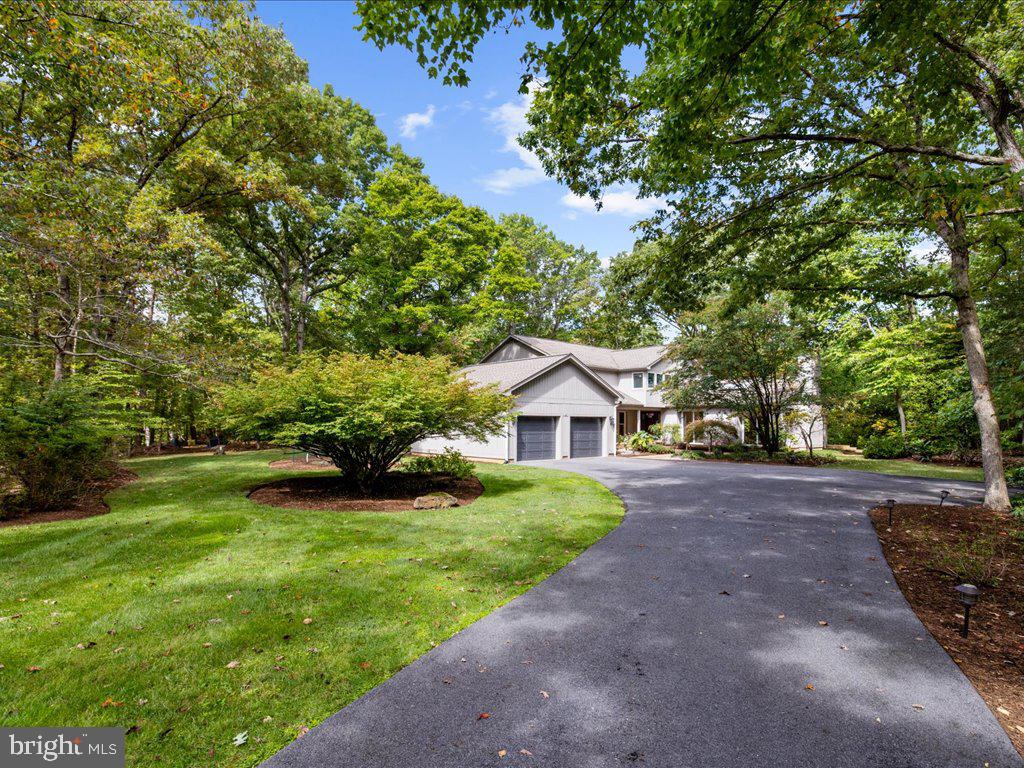 HARBOR HILLS - Residential