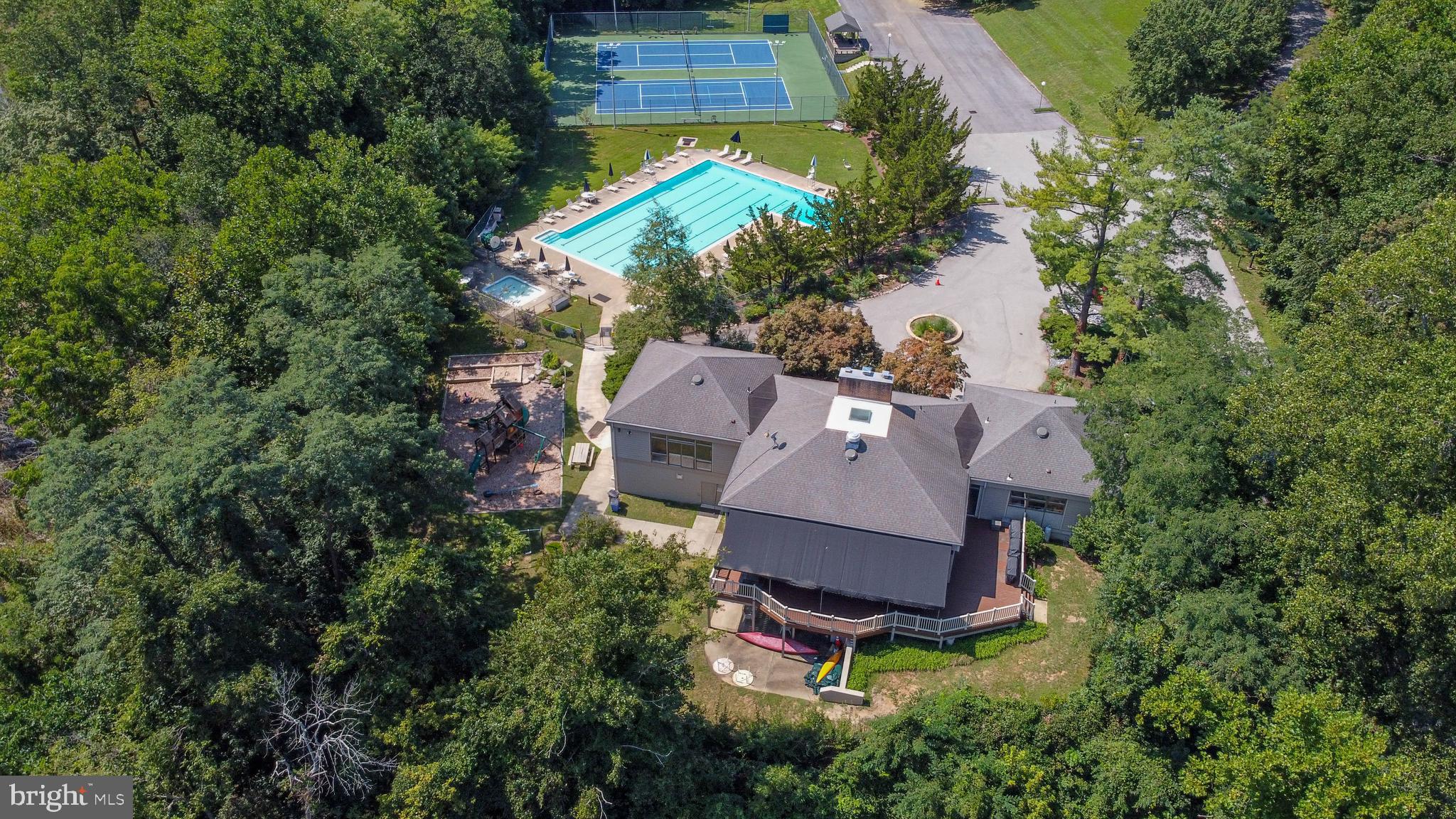 HARBOR HILLS - Residential