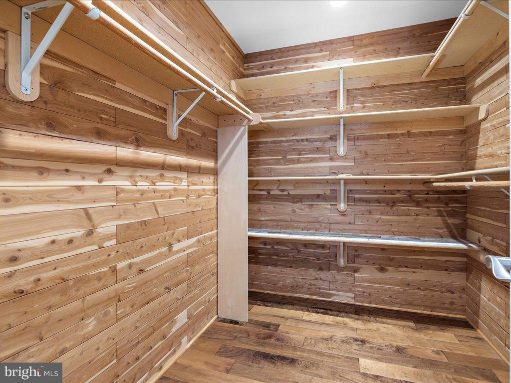 HARBOR HILLS - Residential