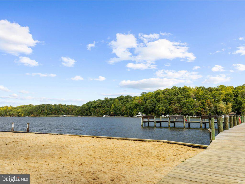 HARBOR HILLS - Residential