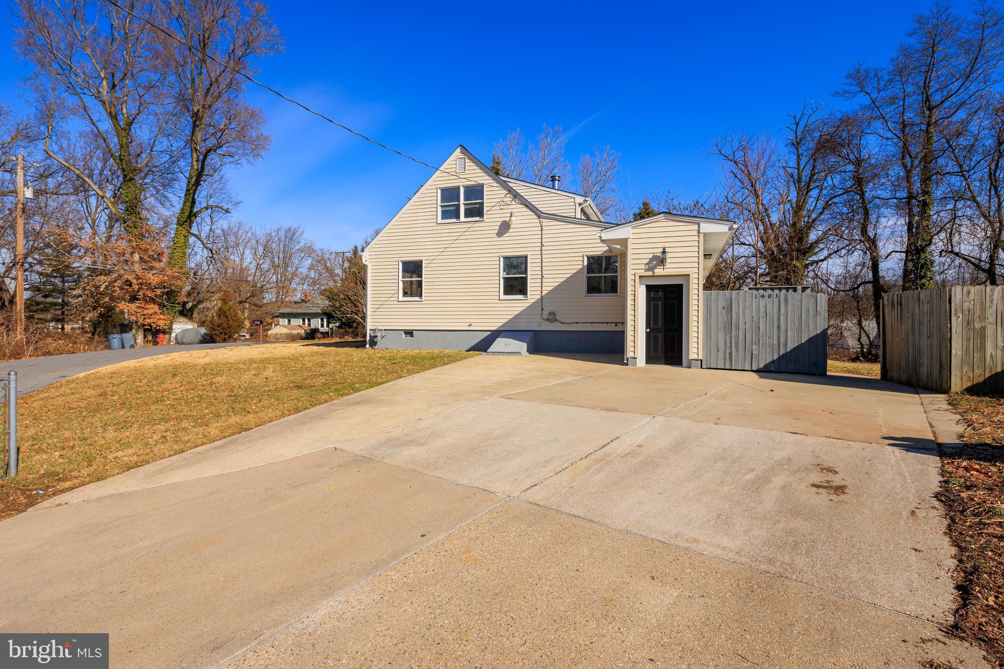 WINDSOR TERRACE - Residential