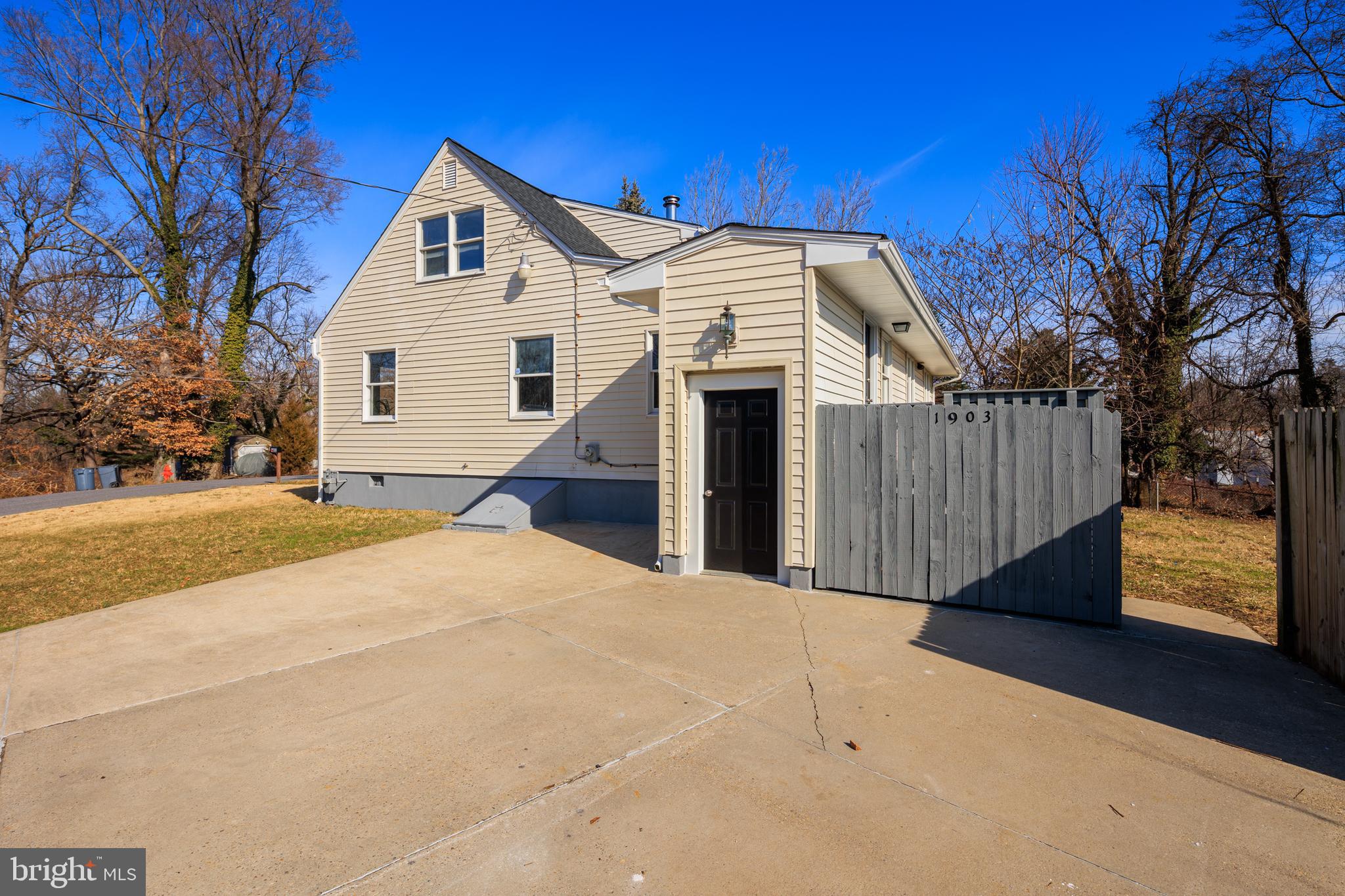 WINDSOR TERRACE - Residential