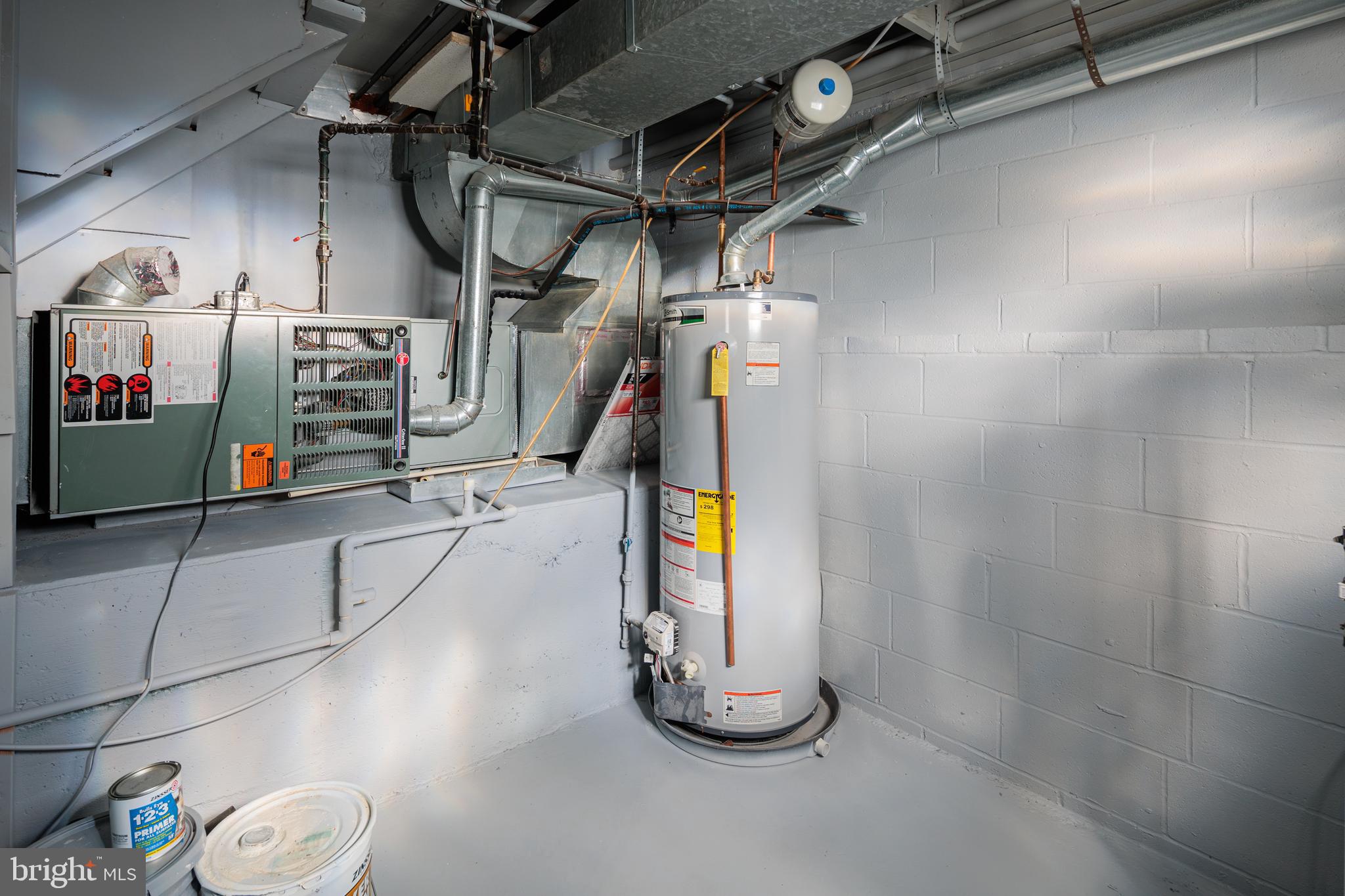 WINDSOR TERRACE - Residential