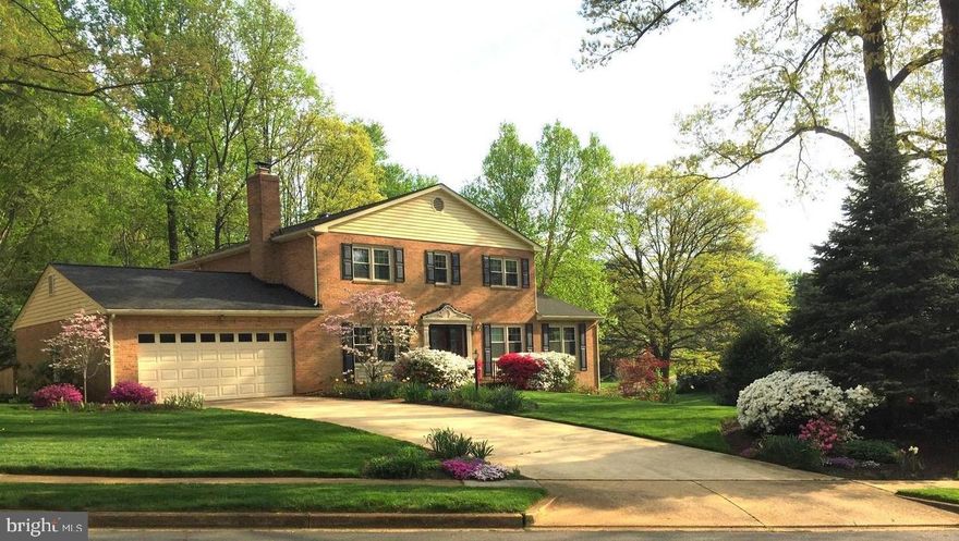 Rarely available, renovated brick Colonial in McLean Hamlet.  This beautifully renovated home boasts 6 bedrooms and 4 full bathrooms. Tastefully remodeled kitchen includes large island and high end Thermador appliances. Walk out to large deck overlooking fully fenced in  yard on over 1/3 acre.   The spacious family, dining and living rooms provide ample space for large family and hosting.  One bedroom located on  main level can also be used as den or office.  4 bedrooms conveniently located on top floor along with 2 renovated bathrooms. Lower level is above ground and sun-filled with separate entrance, guest suite & 2nd kitchen.  Spring Hill Elementary, Cooper Middle School and Langley Highschool district.  Don't miss this McLean Hamlet gem before it's gone!