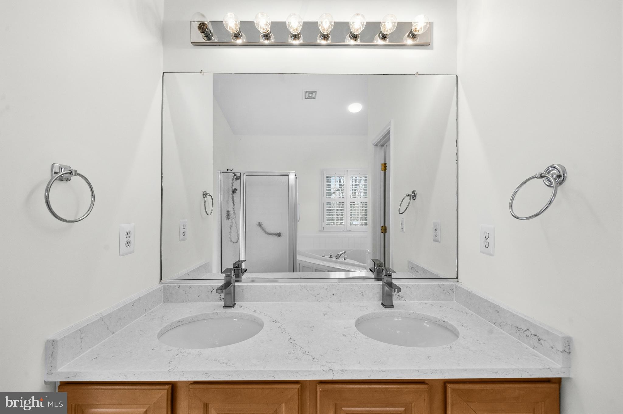 SWANS CREEK - Residential